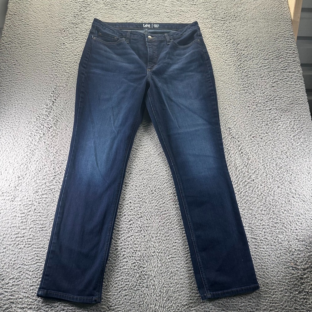 Lee Jeans Womens 16 Blue Cotton Denim Straight Faded Mid-Rise Stretch‎ Workwear
